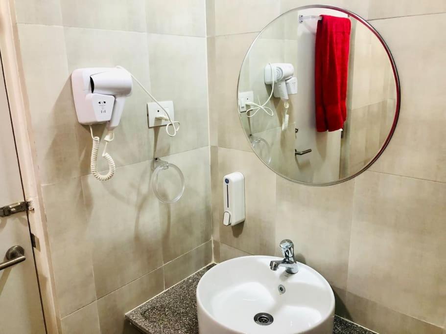 Lovely 2-Bedroom Sea View Serviced Apartment Dabolim Goa Exteriér fotografie