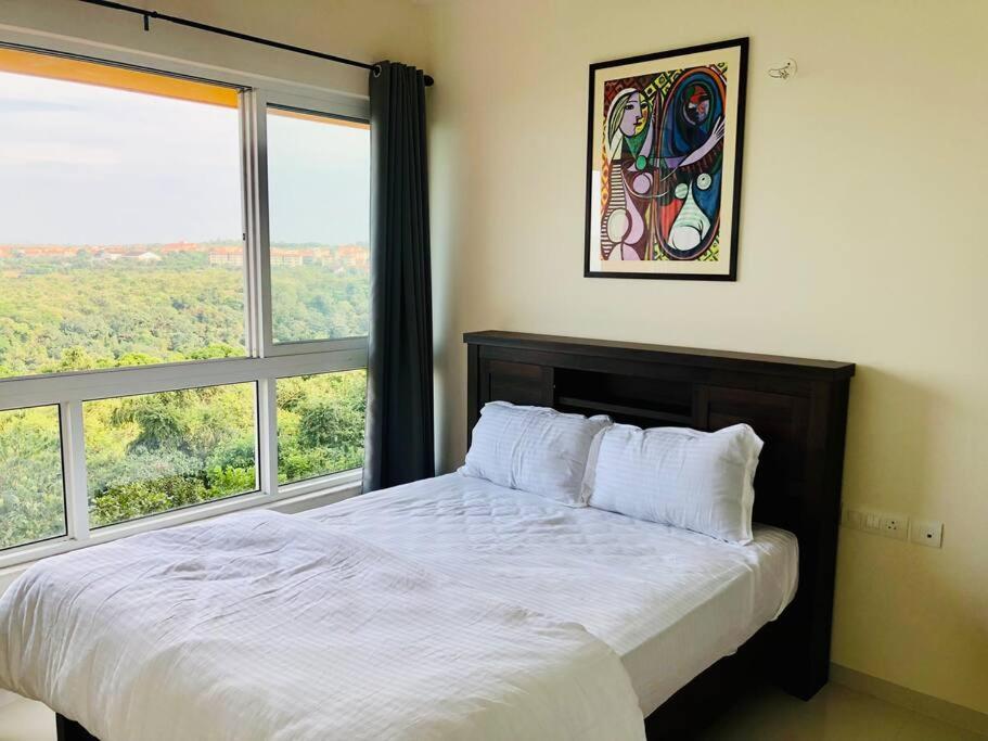 Lovely 2-Bedroom Sea View Serviced Apartment Dabolim Goa Exteriér fotografie